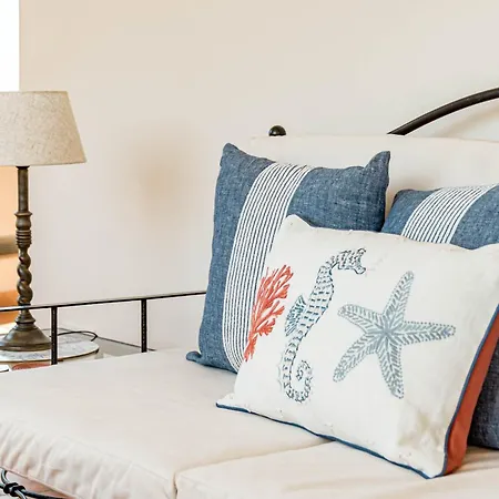 شقة Stunning With Sea Views