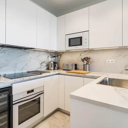 Stunning With Sea Views شقة ماربيا