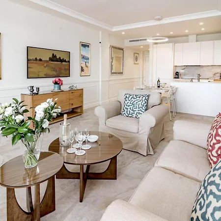 شقة Stunning With Sea Views *